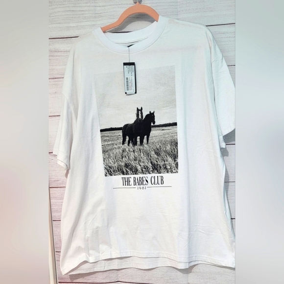 Brunette The Label Tops - NWT Brunette the Label BTL crewneck t-shirt size xl/xxl